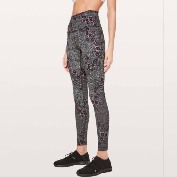 Lululemon Wunder Under High Rise Tight Engineered Full On Luxtreme 28" Size 4 - Picture 1 of 12